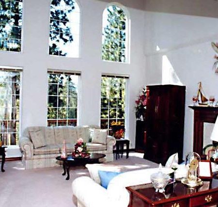 River Cove Elegant Waterfront Bed & Breakfast 포스트 폴스 내부 사진